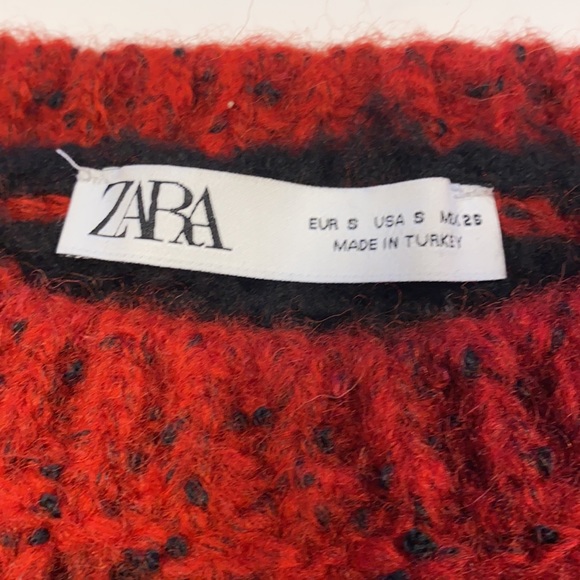 NWOT. Zara Black and Red Knit Sweater. Size S. - Picture 8 of 10